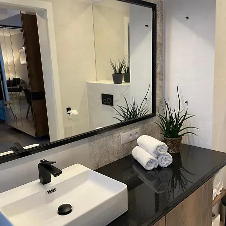 Faltom 15 Yacht Park * Gdynia