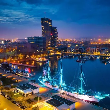 Faltom 15 Yacht Park Gdynia