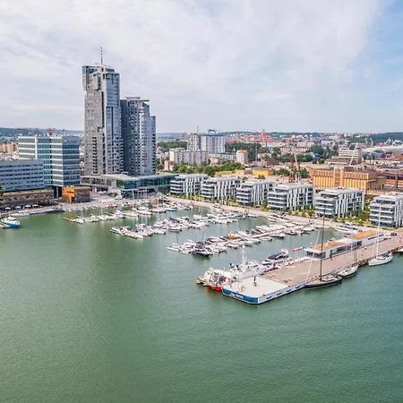 Faltom 15 Yacht Park